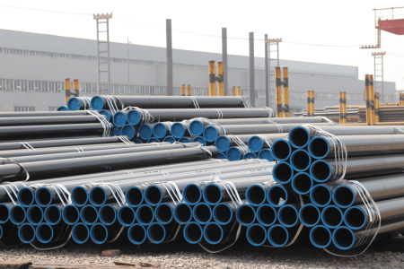 carbon-steel-vs-cast-iron-1024x683